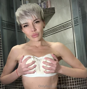 Hi my friend karinasnowwhite created her onlyfans today she is so hot part 39