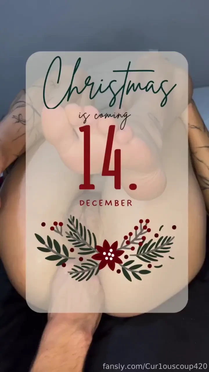 Stretching her anal anal stretching fingers ass blonde tattoo pussy 