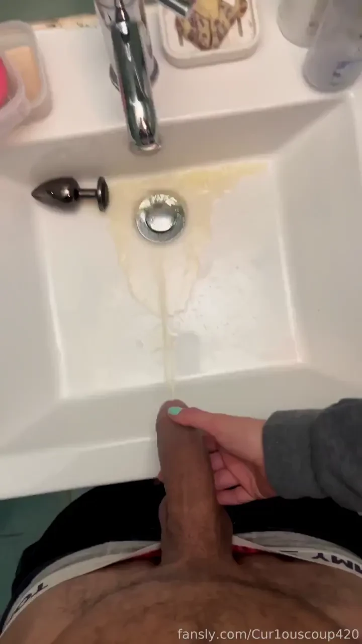 I m getting better at using his dick on a daily basis soon he s going 