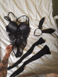 One of the hottest outfits i wore in awhile coming soon