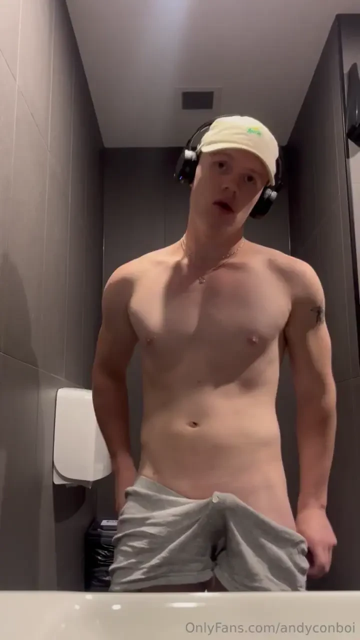 Meant for this video to be longer turns out i really like boxers 