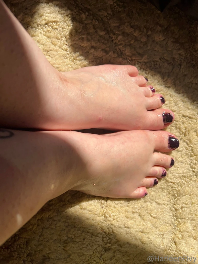 Like my sexy feet photos part 2 