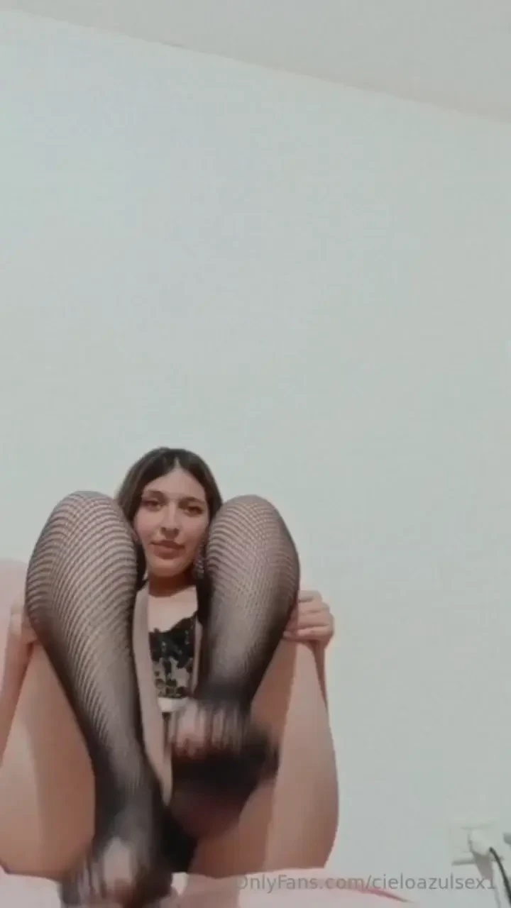 Come worship my feet part 3 