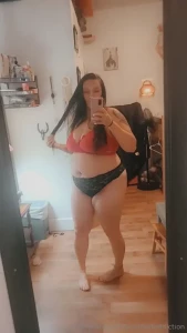 Who wants to cum and play