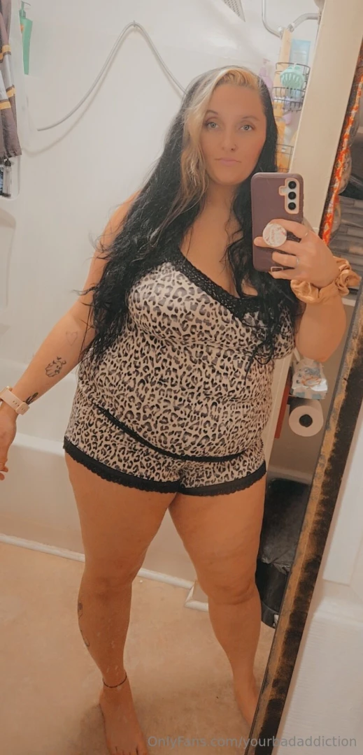 Cold and snowy but i bet i can warm you up 