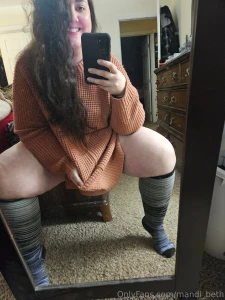 Some thicc thighs to warm you up on this snowy day