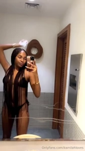 Let s spice things up in a bathroom