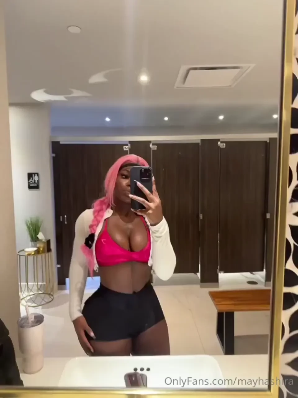 Comment a if you want to see my new twerking nude video 