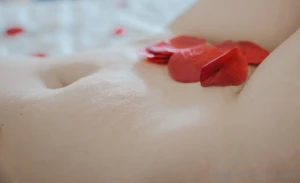 Ready to play with these rose petals