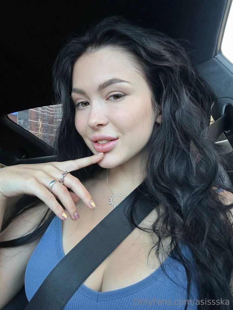 Seatbelt s on but i m still the most dangerous thing in this car one 