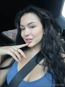 Seatbelt s on but i m still the most dangerous thing in this car one
