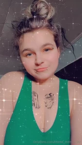 Happy thursday babes let s have a good day