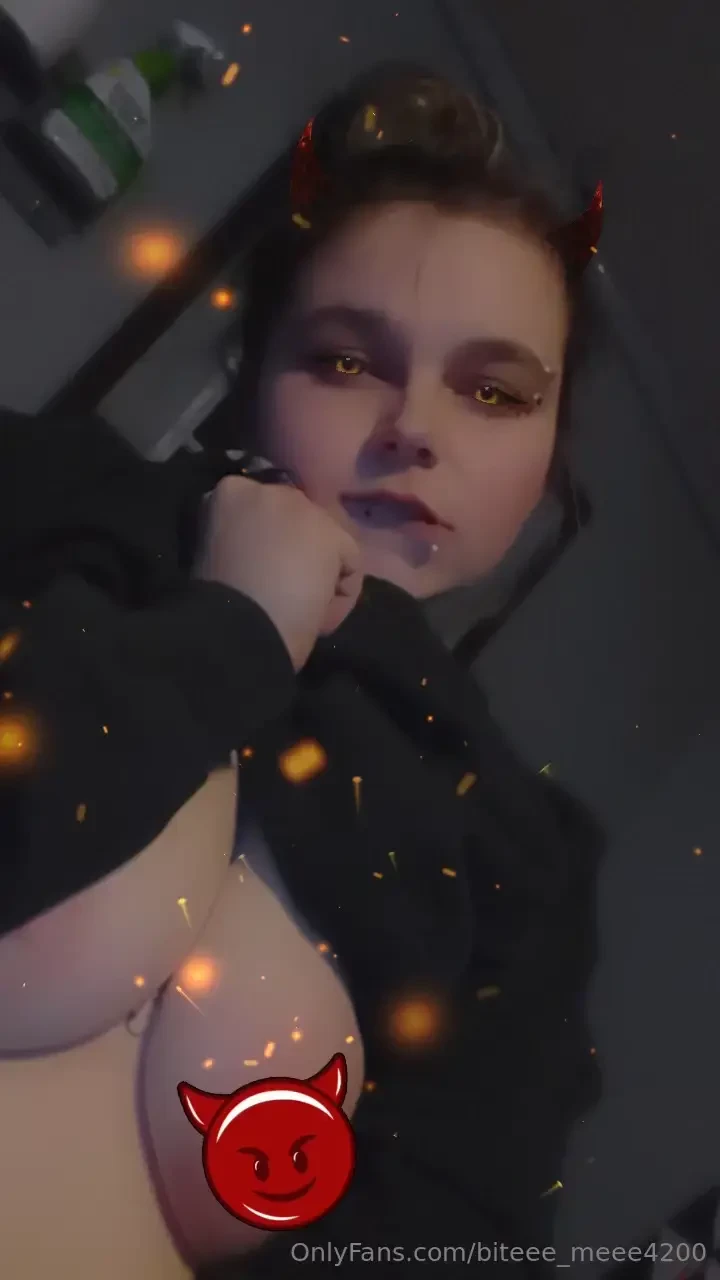 Pouty little devil needs some attention 