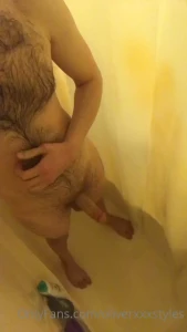 Found this short shower clip in my camera roll enjoy