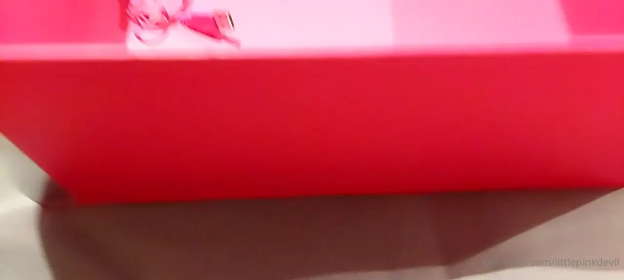 Ahojky dneska bych v m cht la uk zat moje hra ky a dozv d t se od v s part 2 