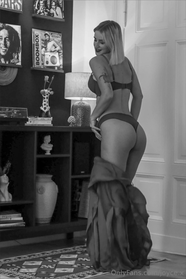 Sometimes i put on vinyl light candles and make mint tea it s 