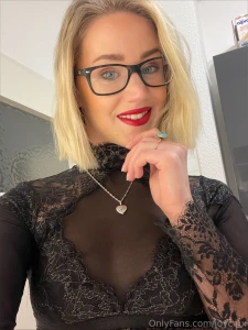 If you walked into my room right now - you d hear a quiet track on