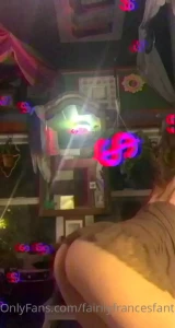 Baby got that bouncy bounce