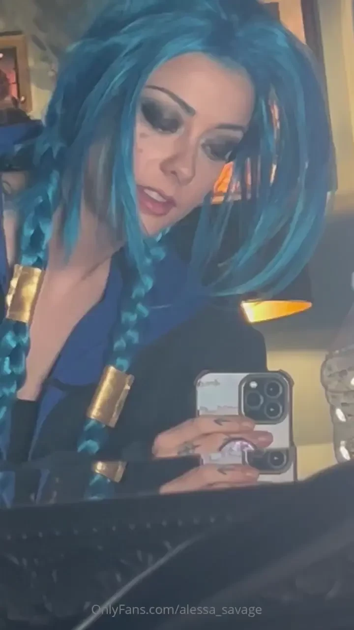 Im loving all of the content you re sending in so much cum you lot 