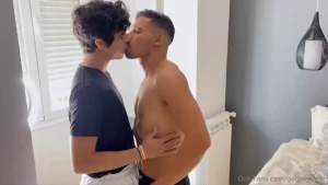 Mi cita de grindr tonykerr acab disfrutando un mont n de mi culito y