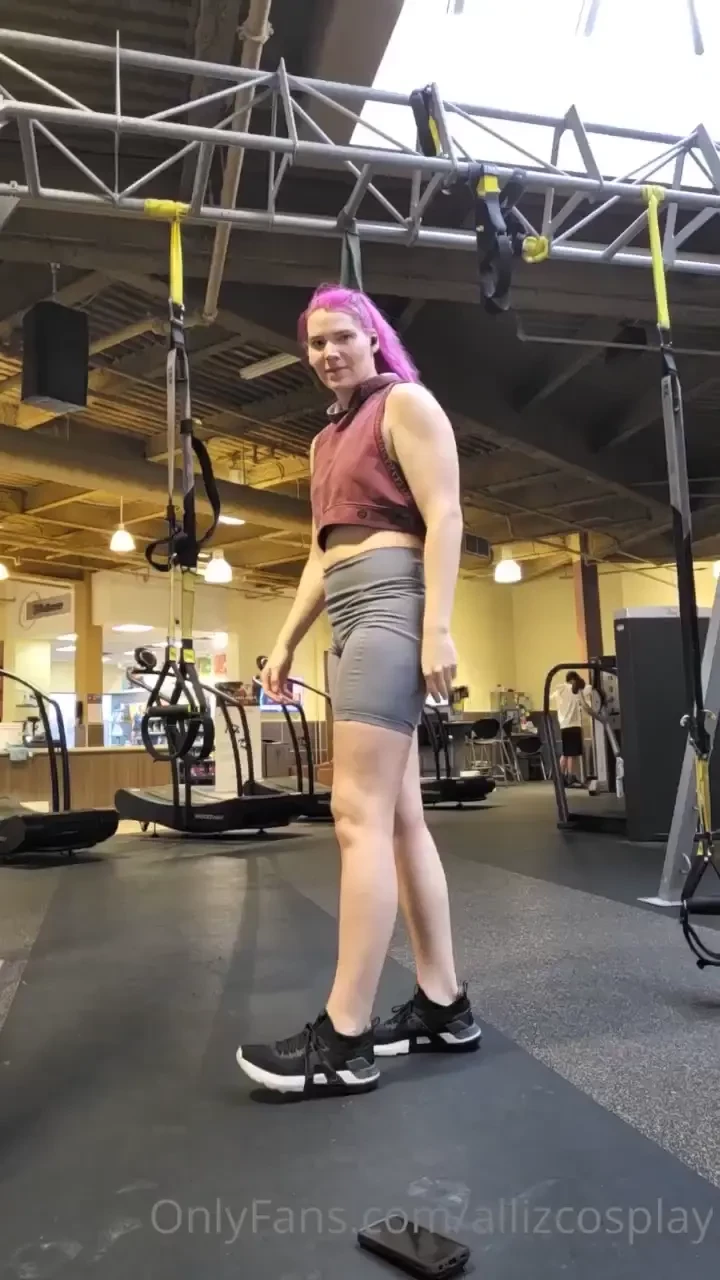 I take the gym seriously and at the same time cannot be taken 