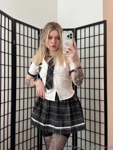 Who s up for a role-play today dm me