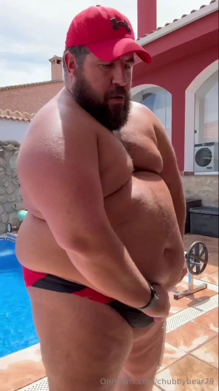 Fat daddy enjoying a beautiful warm day 