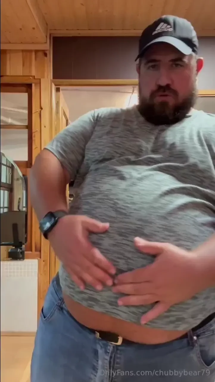 Bellies belly-buttons nipples amp gars 