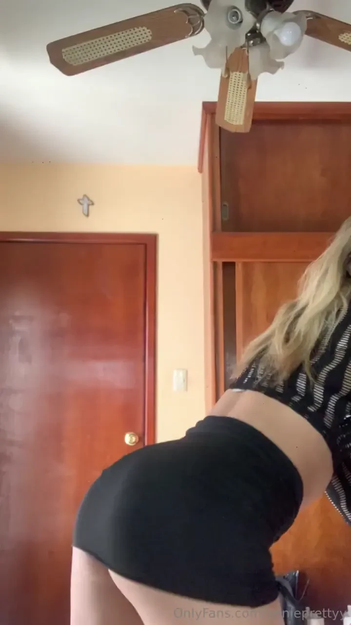 You come home and i m waiting for you so we can play 