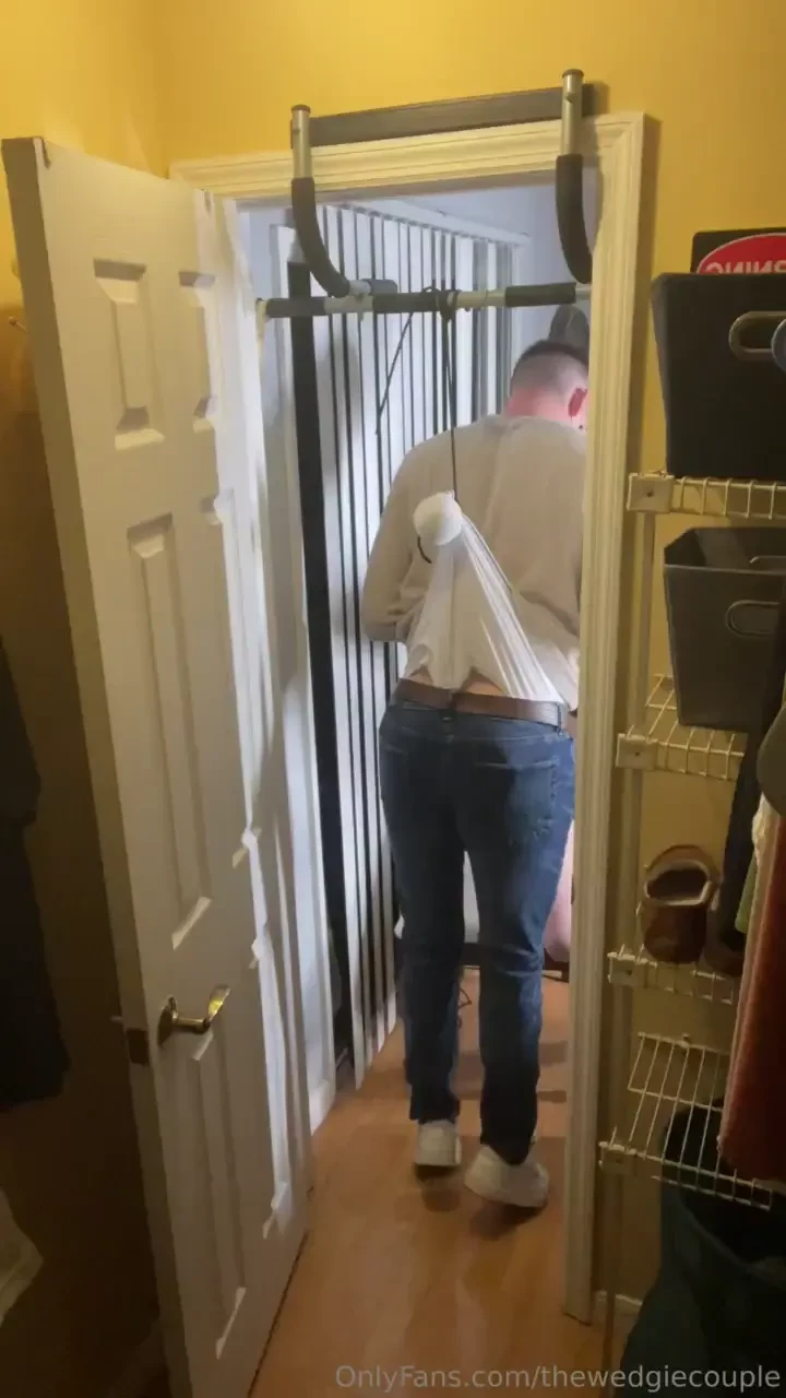 I got my revenge on nerd boy again hehe look at him dangle helplessly 