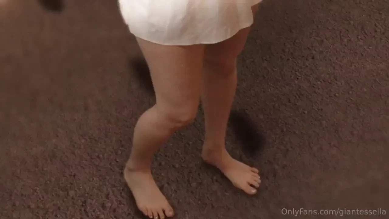Story ella how small do you wanna be husband yes can you imagine how 