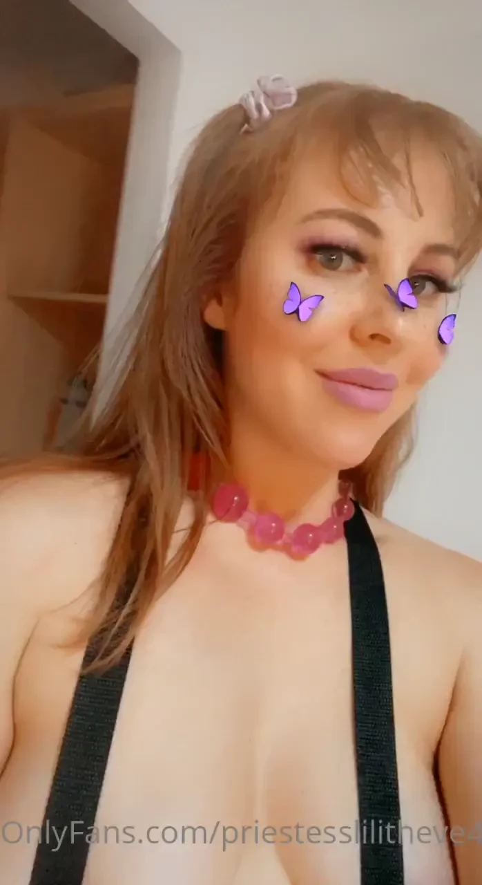 Wanna watch me use my big dick in some tight holes priestesslilitheve 