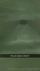 Would you come dipin the hot tub with me