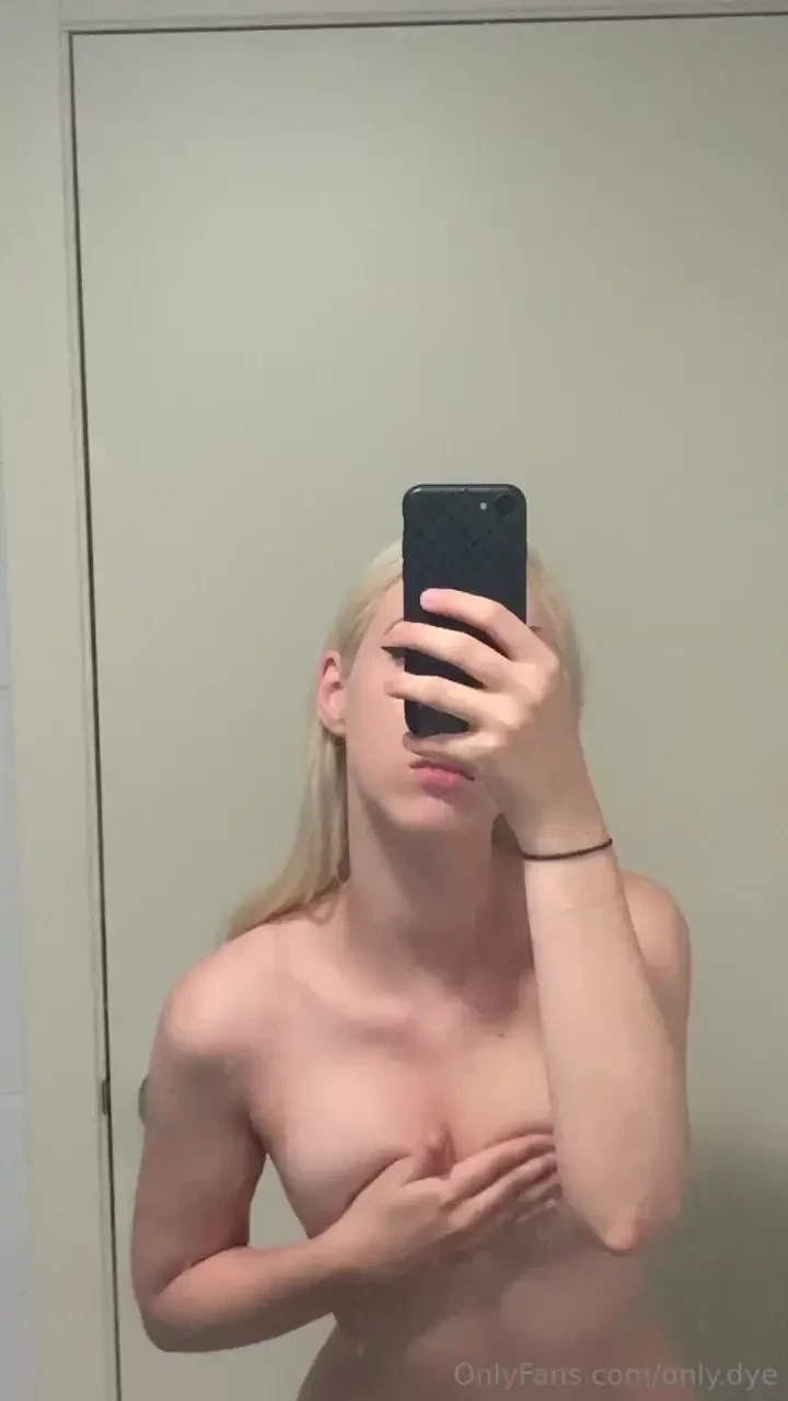 Amor te vienes a dar una dichita conmigo me encanta que me follen ah 