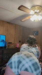 Feeling more confident spring is here now watch me bounce my ass