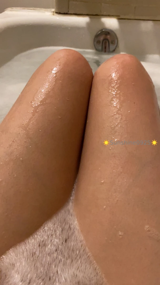 Who wants to see me play in the bubbles 