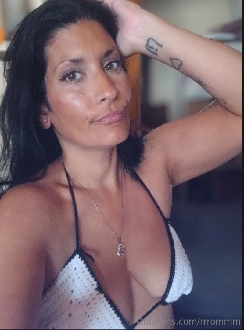 Danielaarte custom content personalized photos and videos vcall 