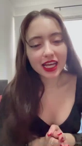 Video nuevo esta vez podr s verme completa de pies a cabeza jugando un