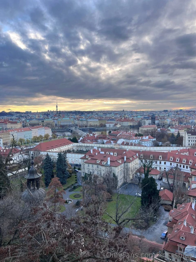 Krissloveskiss part 4 