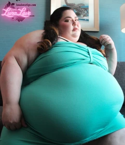 Follow me on ig - bbwlunalove