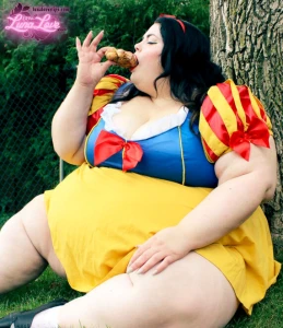 Heeeeey so i m fundraising for an emergency dental procedure after my