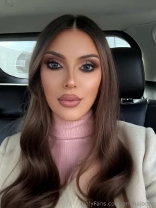 Anyone thinks i should go brunette