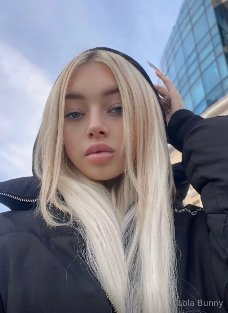 Stop scrolling she pops_tiana is free today for you she pops_tiana part 40 