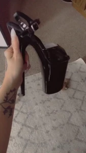 I love theeeese happy monday part 1