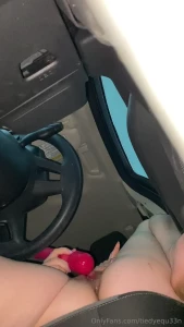 tiedyequ33n - Fuck i love playing with my pussy in the car this vibrator feels so 