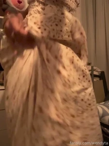 Amor yo sola me subo el vestido tu haz lo demasss