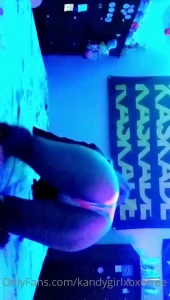 Tgif tips for xxx content to your dms