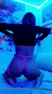 This full dance video will be included in the video collection i send