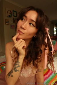 A sweet girl like me could never hurt you i may seem innocent but i ll part 1