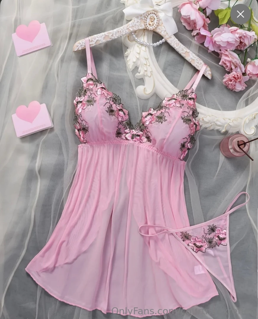 Ordered some valentine s day outfits which one is gonna be ur fav on 